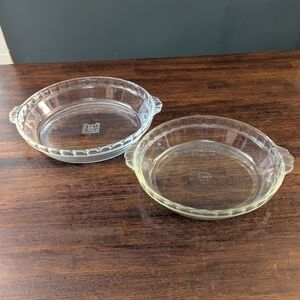 Pyrex Vintage Glass Pie Dish Set